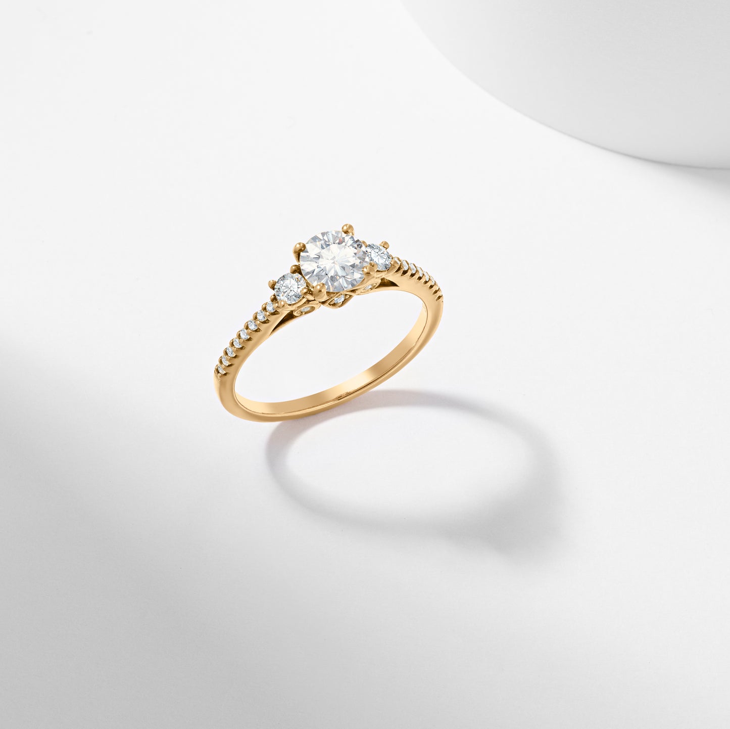 Round Brilliant Diamond Trilogy Engagement Ring 1.0tdw