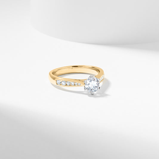 Round Brilliant Diamond Solitaire With Shoulder Accents Engagement Ring 1.0tdw 0.8ct