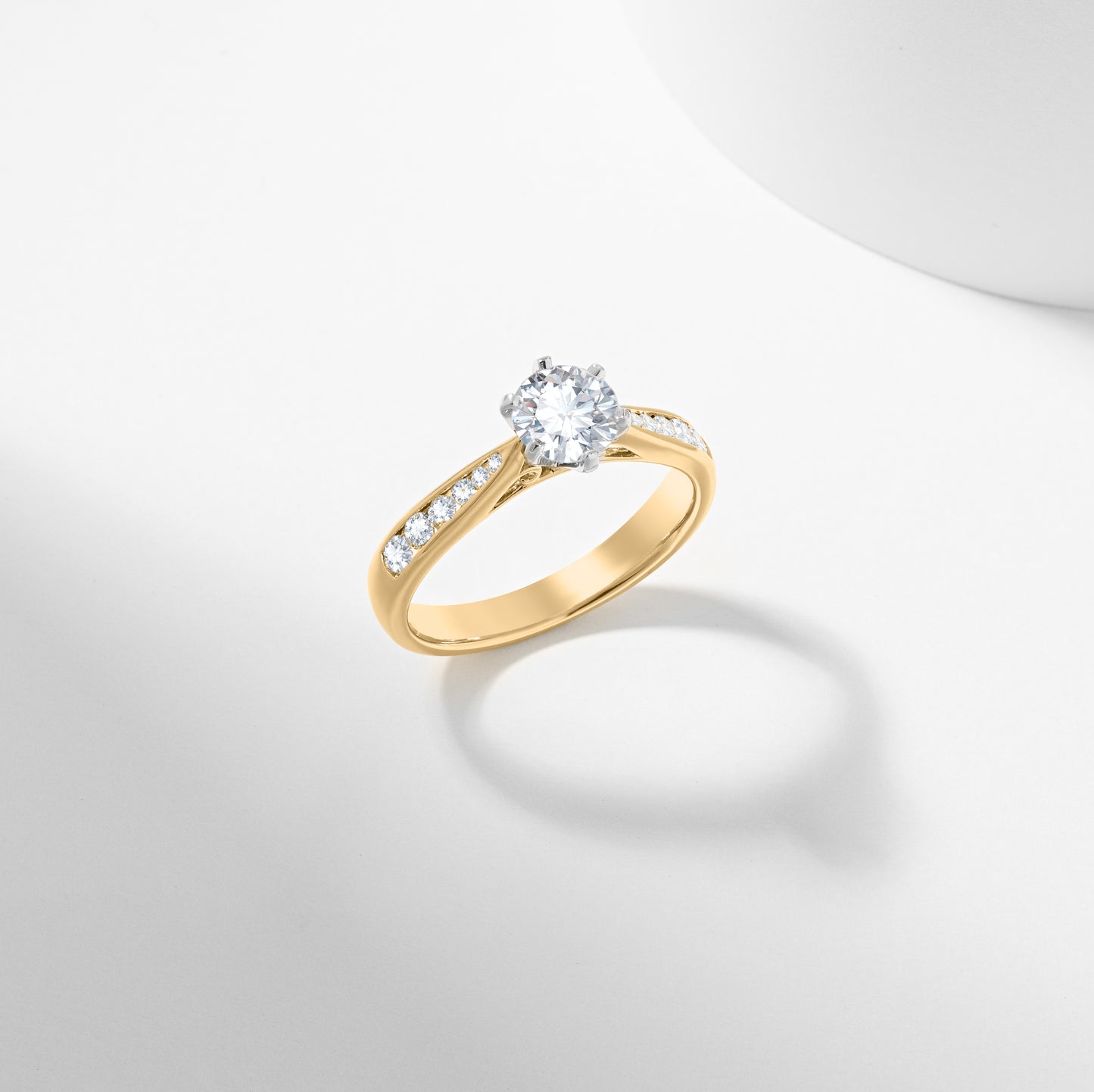 Round Brilliant Lab Grown Diamond Solitaire With Shoulder Accents Engagement Ring 1.0tdw 0.8ct