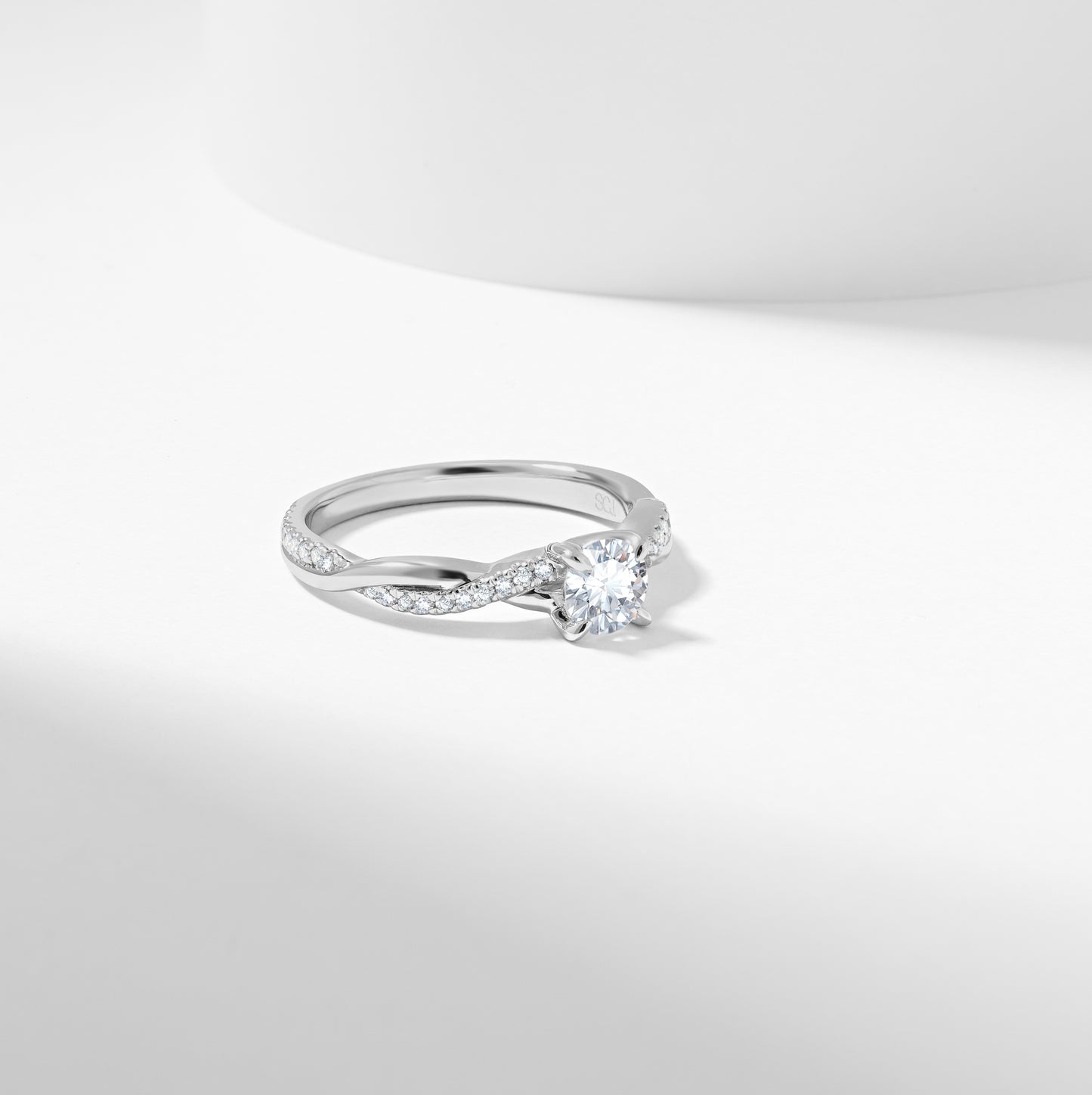Round Brilliant Lab Grown Diamond Entwined Band Engagement Ring 0.65tdw