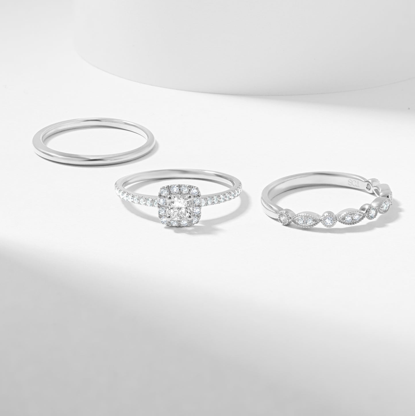 Cushion Cut Diamond Halo Bridal Set 1.0tdw