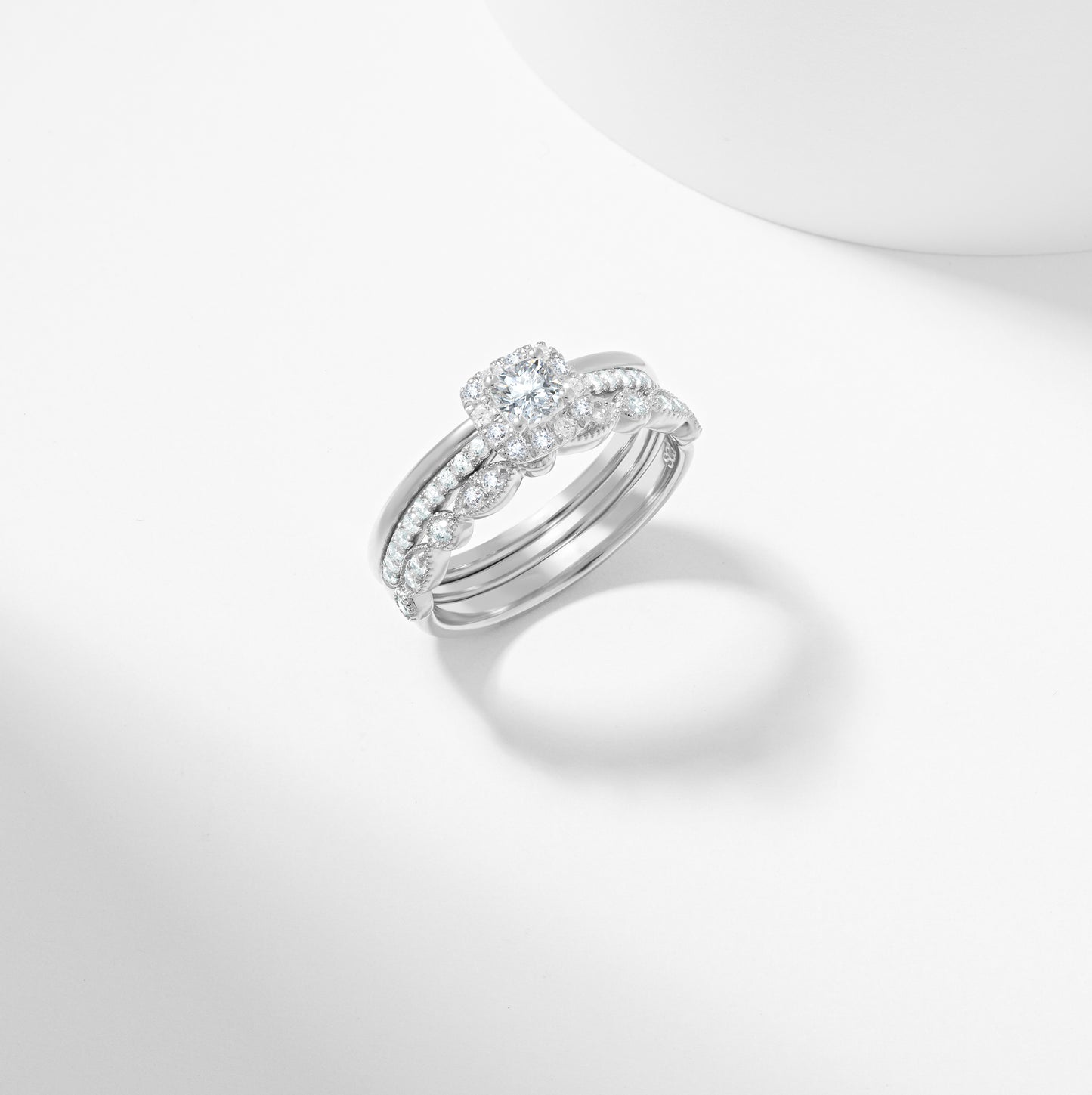 Cushion Cut Diamond Halo Bridal Set 1.0tdw