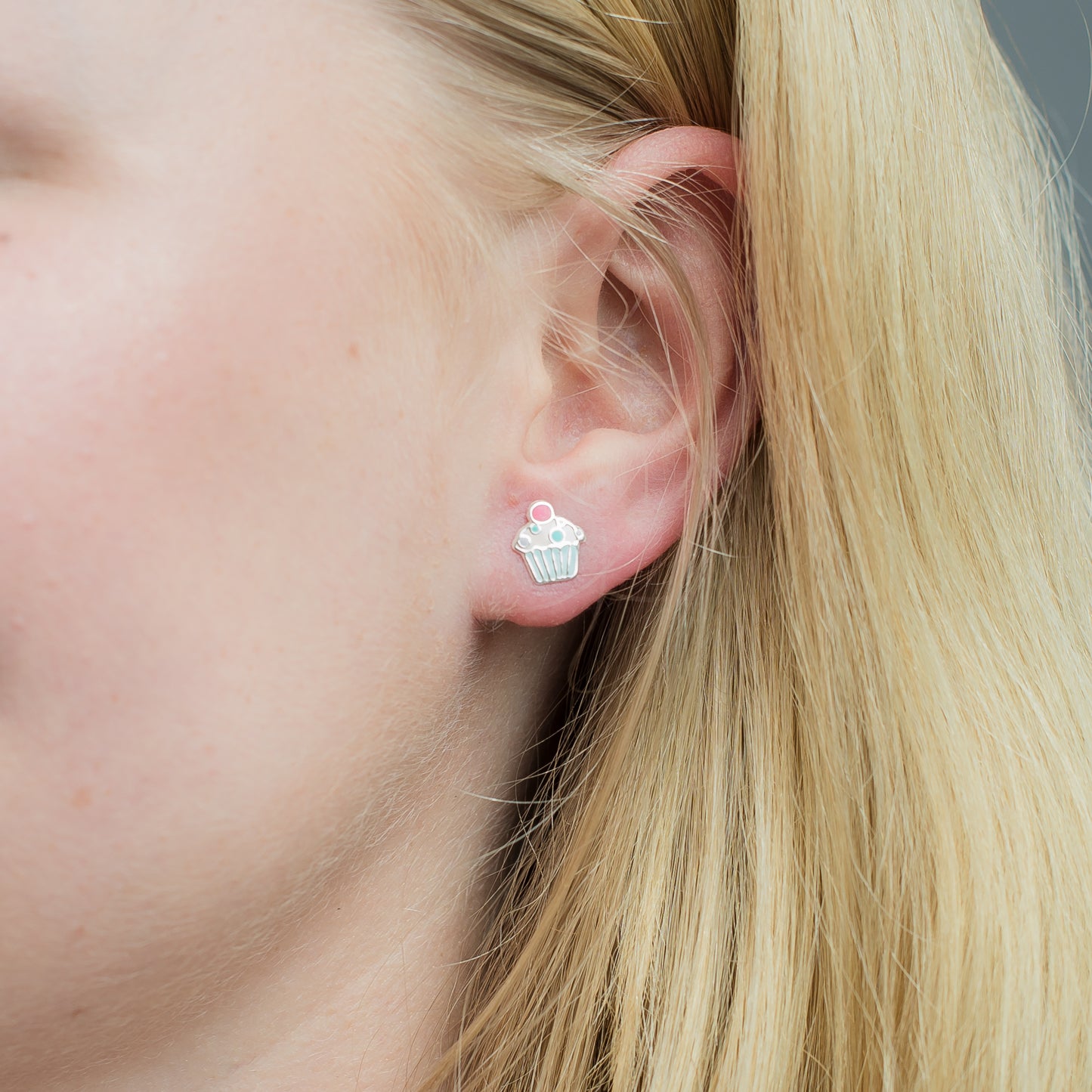 Sil enamel cupcake stud earrings