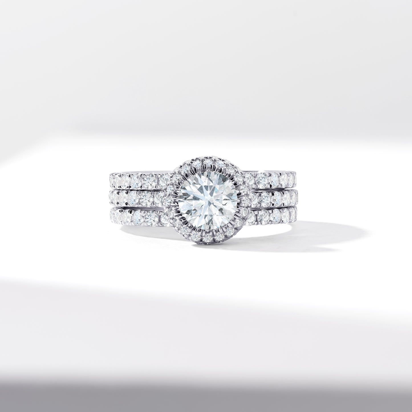 1.0ct Round Brilliant Lab Diamond With Halo And Fine Claw Set Shoulders Bridal Set 2.35tdw
