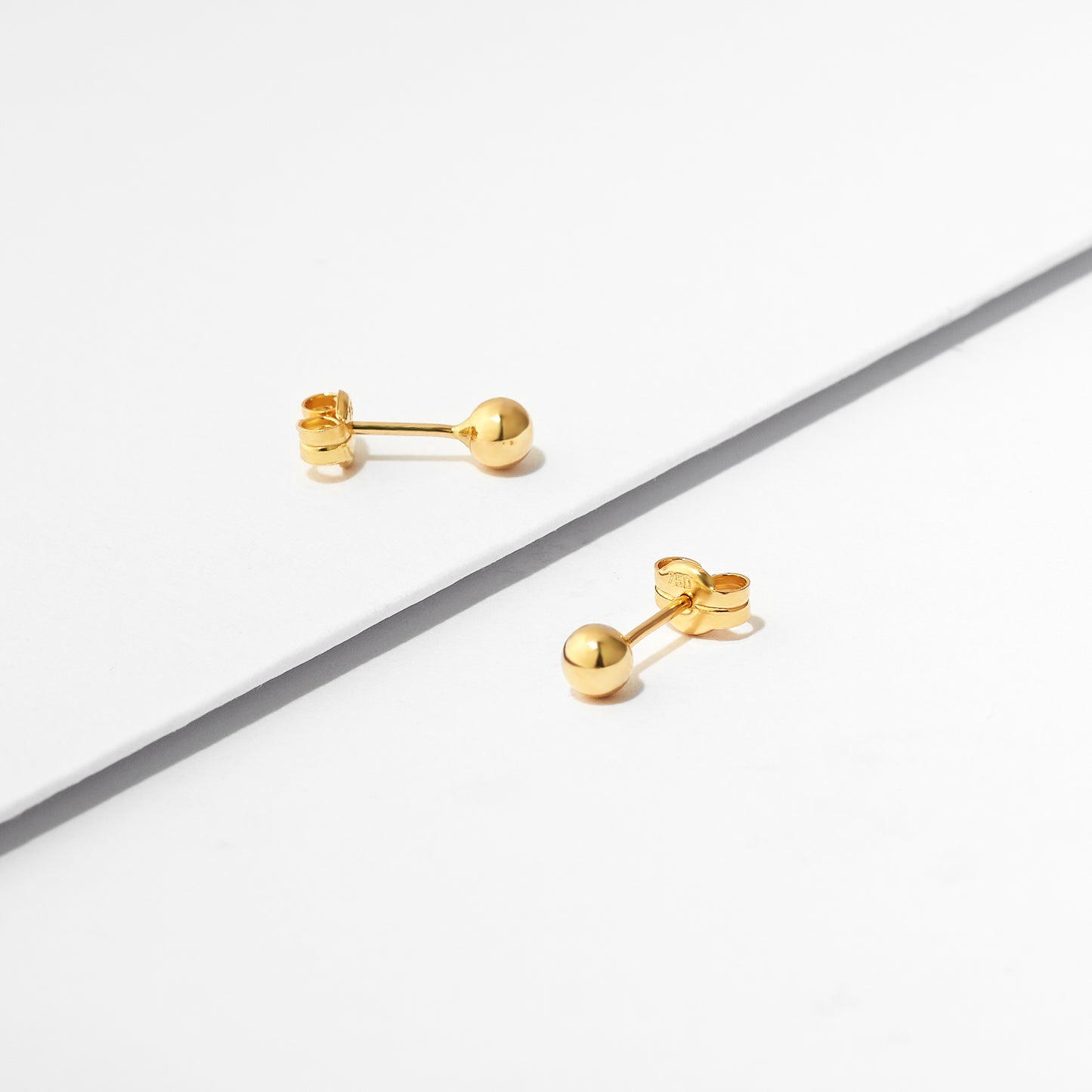 18K Yellow Gold Ball Stud Earrings