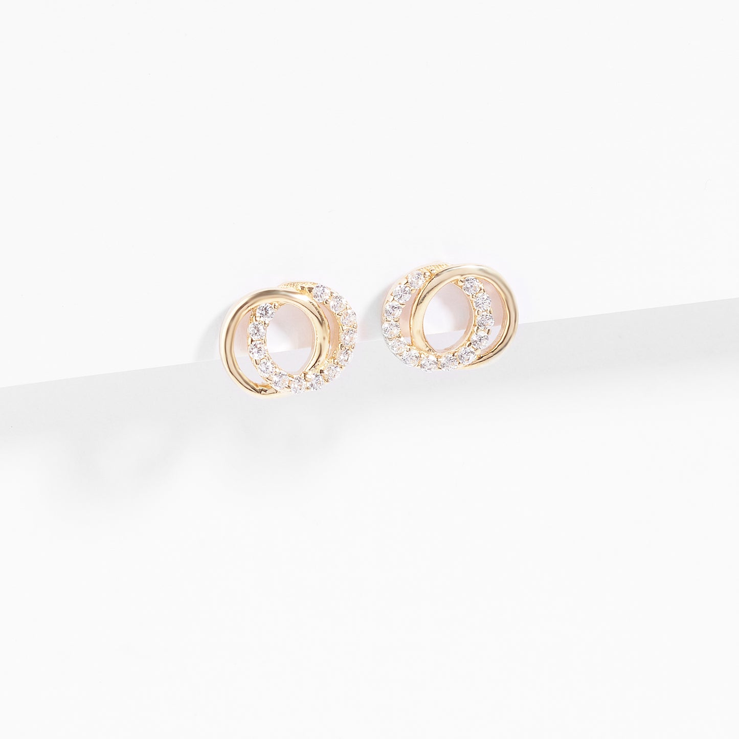 9K Yellow Gold Zirconia Double Circle Stud Earrings.