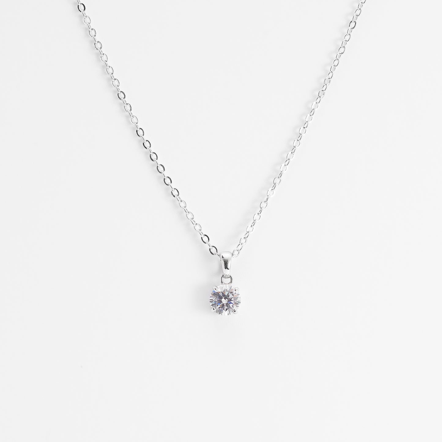 9K White Gold Zirconia Solitaire Pendant 6mm