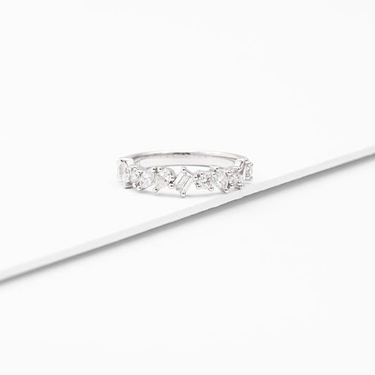 9K White Gold Scattered Lab Diamond Band Ring 0.92tdw