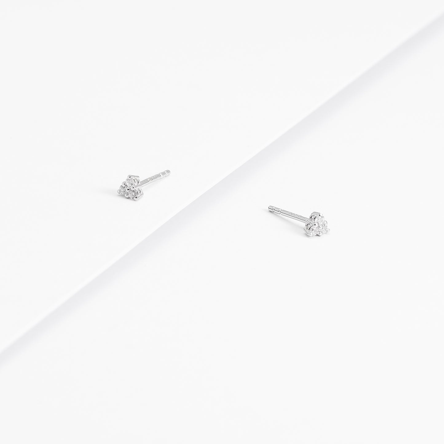 Sterling Silver Zirconia Triangle Stud Earrings 3x1.75mm