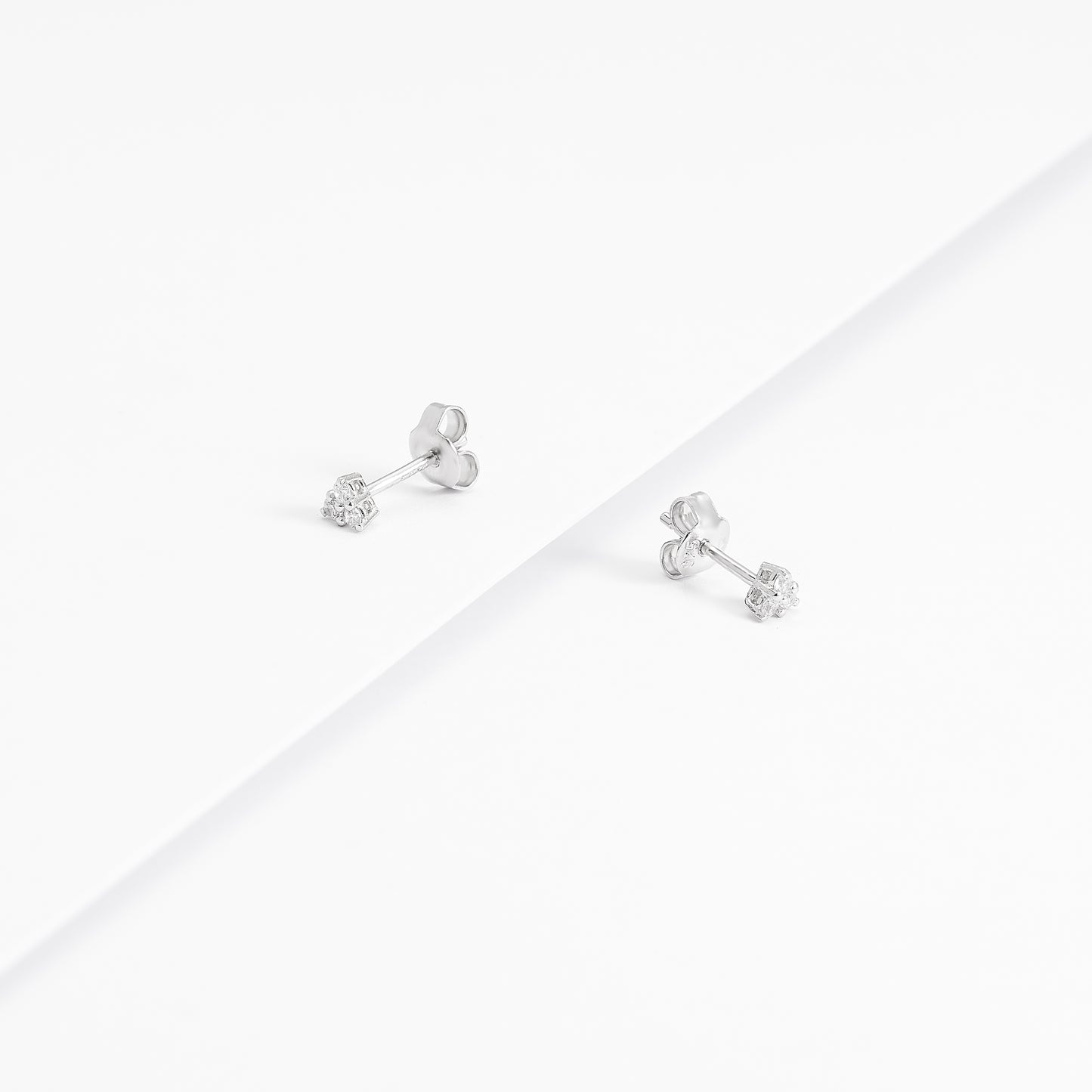 Sterling Silver Zirconia Triangle Stud Earrings 3x1.75mm