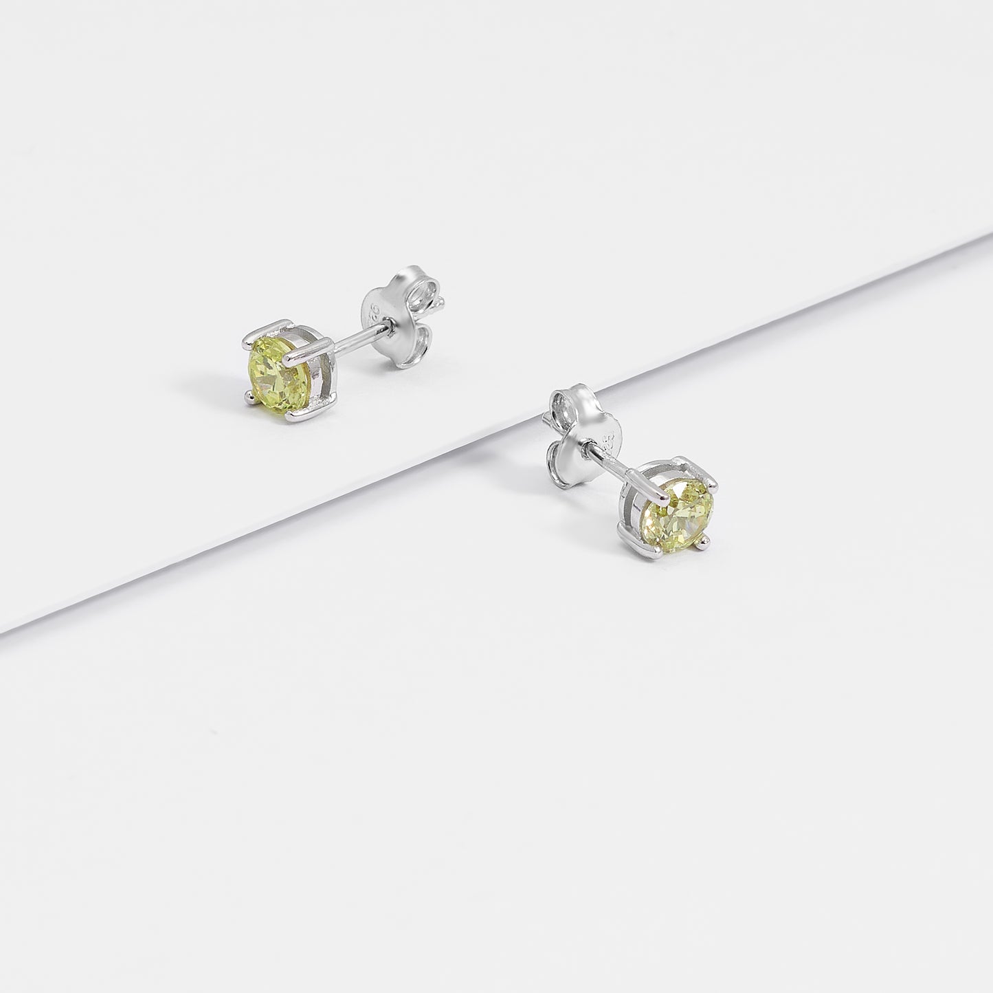 Sterling Silver Zirconia August Birthstone Stud Earrings 5mm