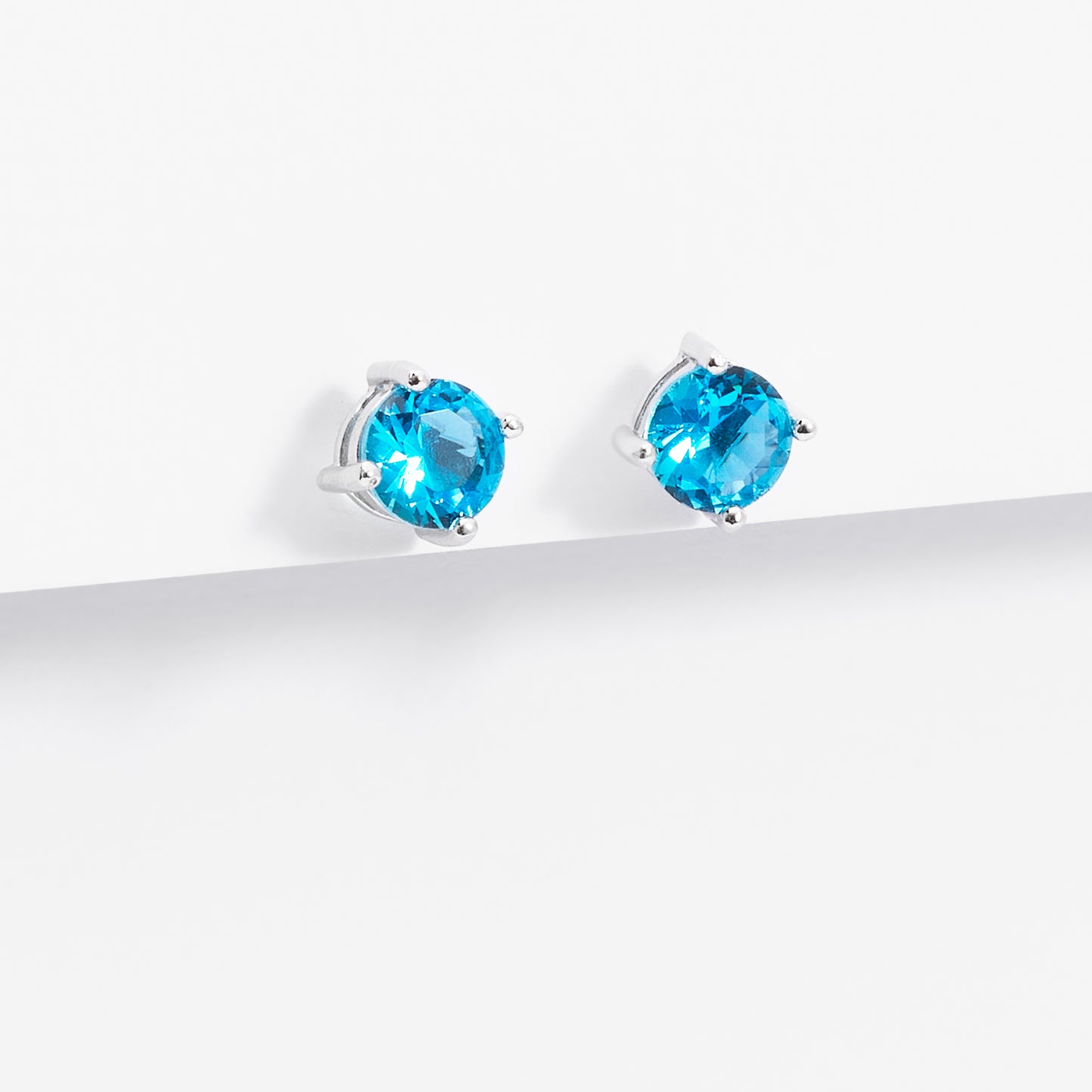 Sterling Silver Zirconia December Birthstone Stud Earrings 5mm