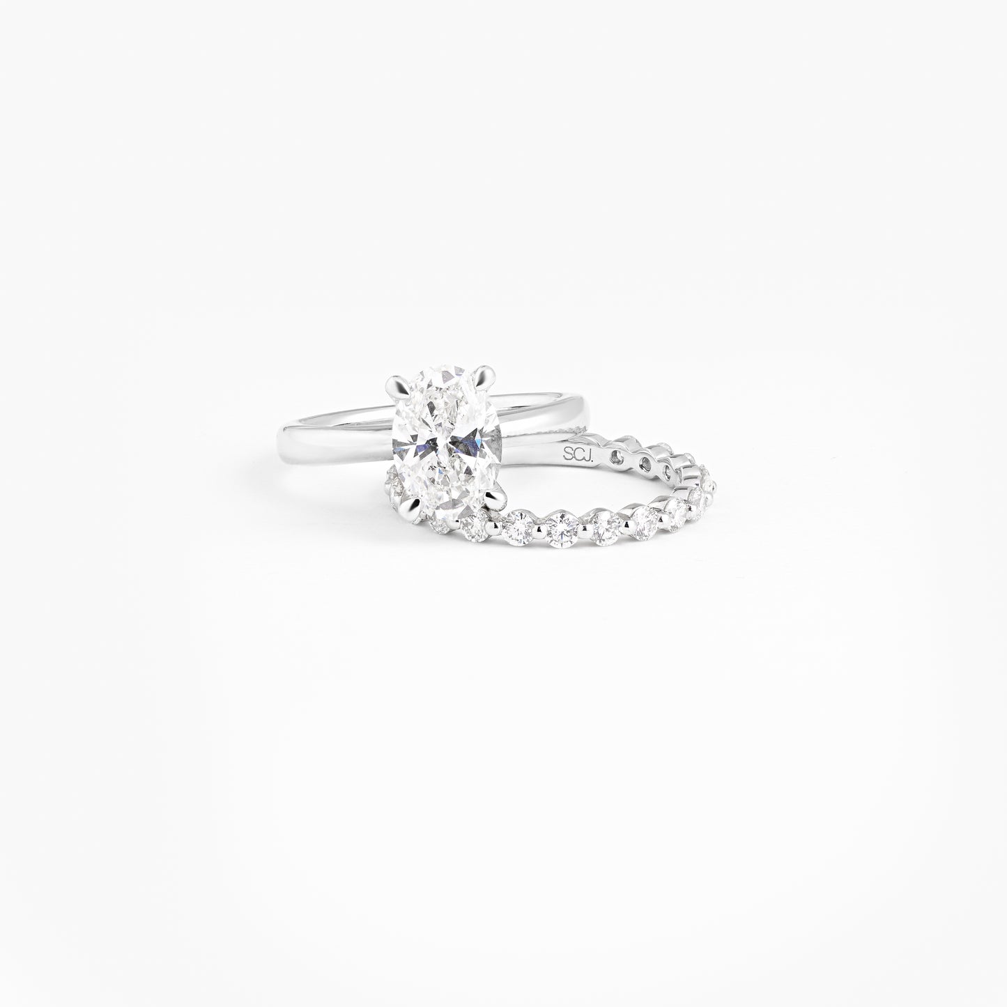 9K White Gold 0.84tdw Round Brilliant Diamond Floating Wedding Ring