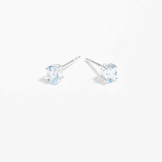 Sterling Silver Oval cr. Aquamarine March Birthstone Stud Earrings