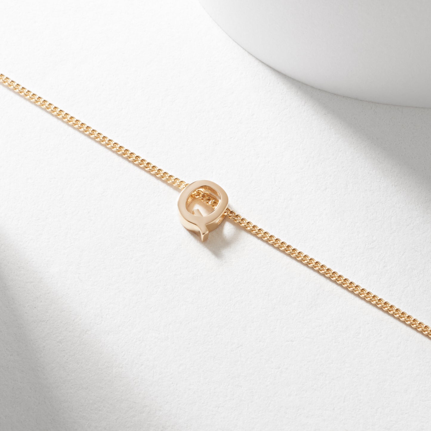 9K Yellow Gold 6mm Slider Initial Q with Chain 45cm