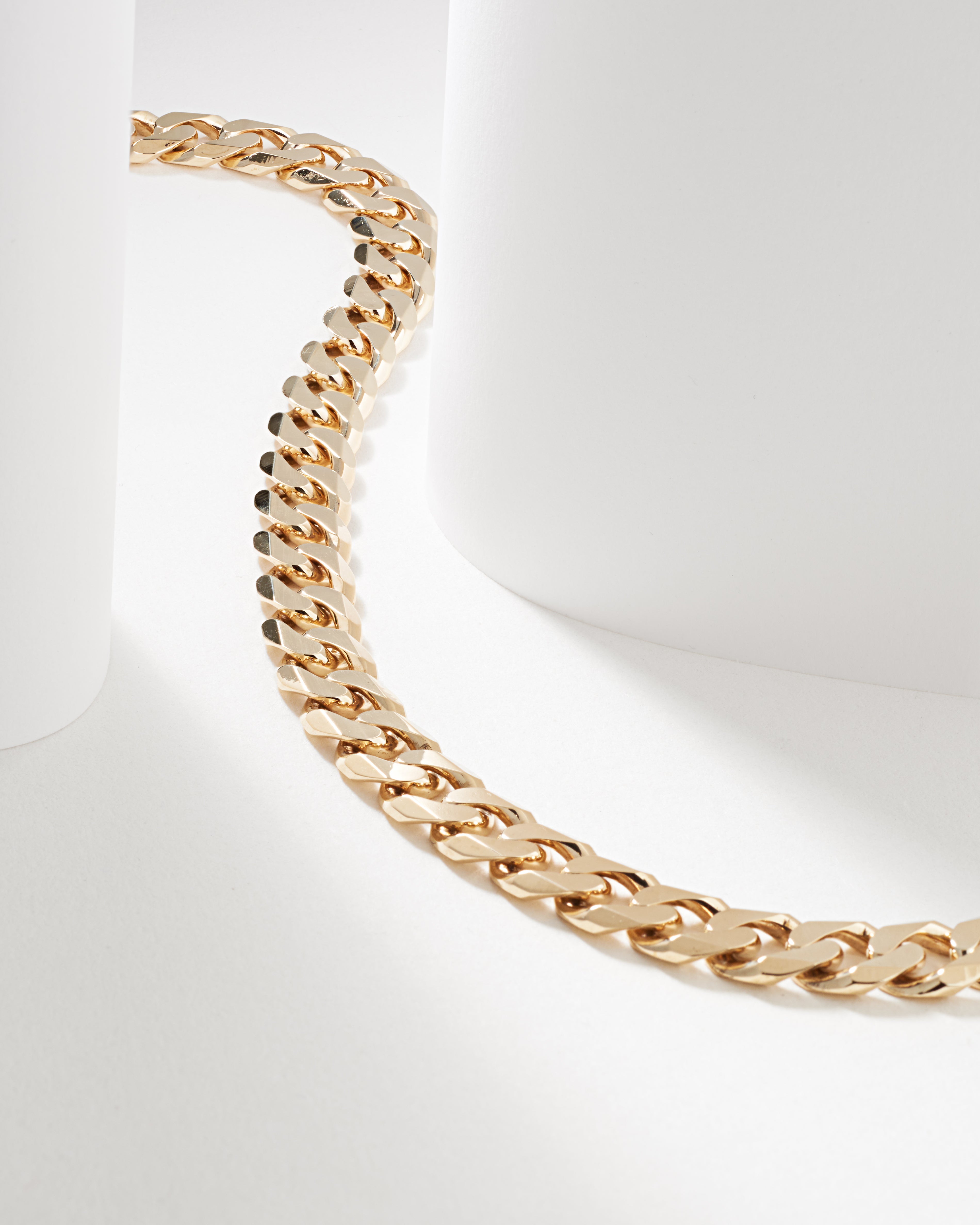 9K Yellow Gold 7mm Solid Curb Link Chain 55cm