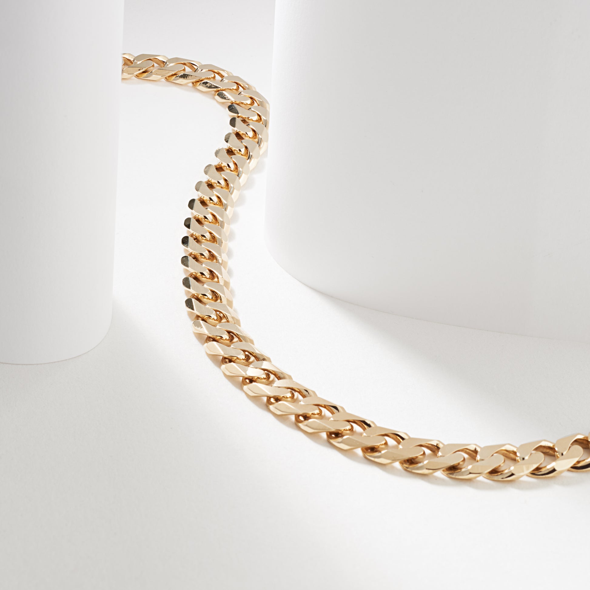 9K Yellow Gold 7mm Solid Curb Link Chain 55cm – Simon Curwood