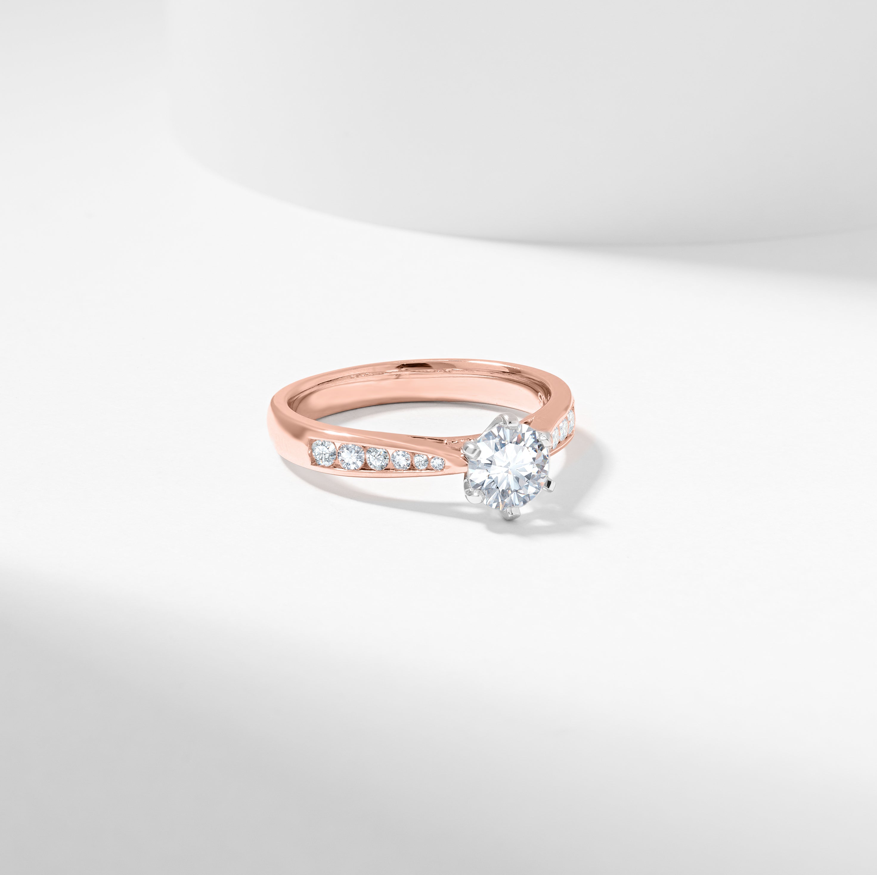 Round Brilliant Lab Grown Diamond Solitaire With Shoulder Accents Engagement Ring 1.0tdw 0.8ct