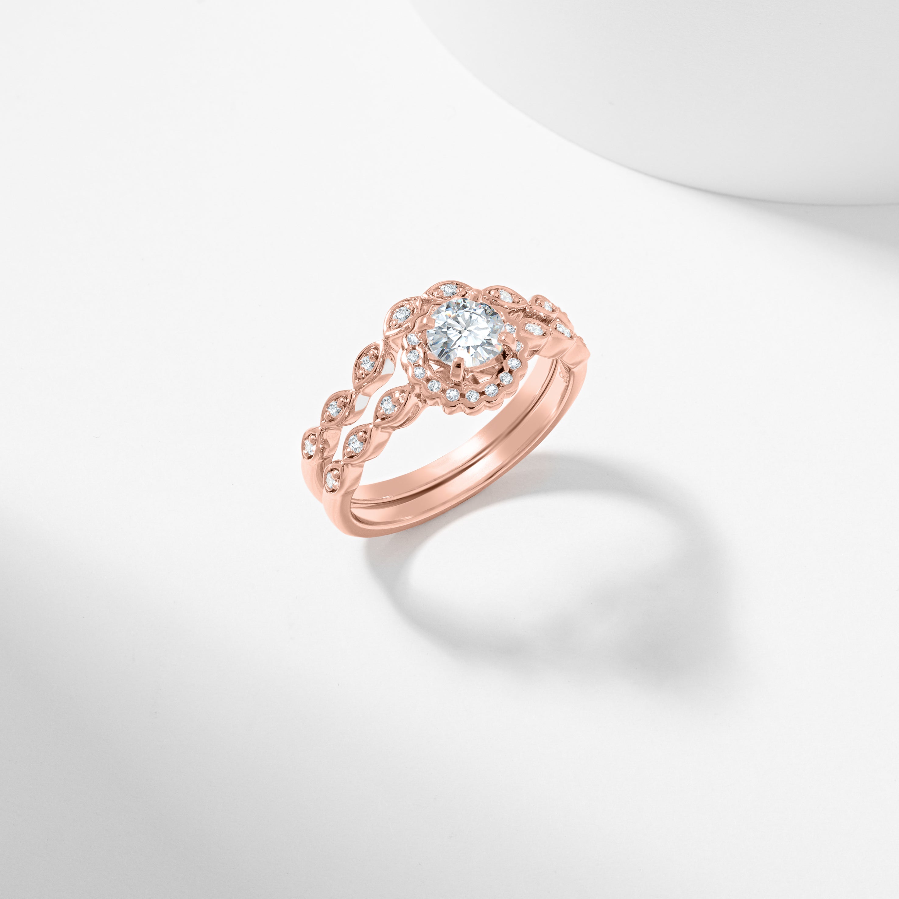 Round Brilliant Lab Grown Diamond Scallop Halo Bridal Set 0.7tdw