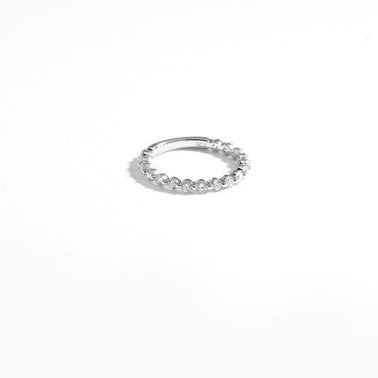 9K White Gold 0.84tdw Round Brilliant Diamond Floating Wedding Ring