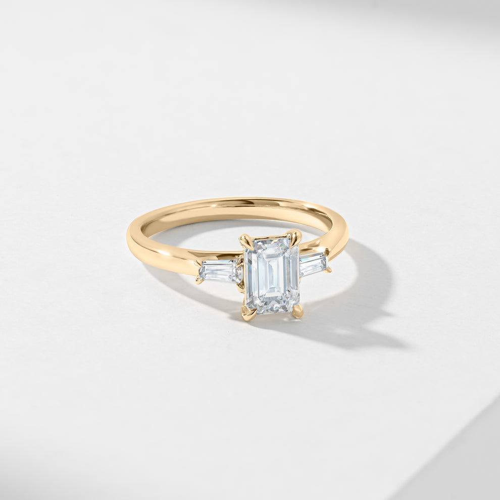 1.5ct Emerald Cut Diamond With Tapered Baguette Shoulders Trilogy Ring ...