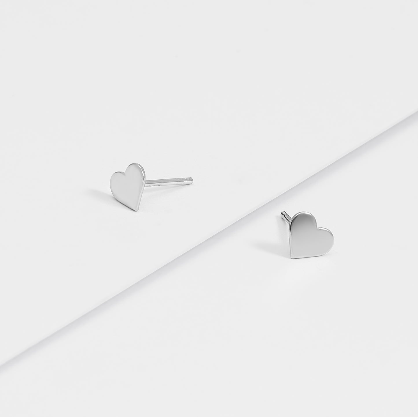 Sterling Silver Plain Heart Disc Stud Earrings 7mm