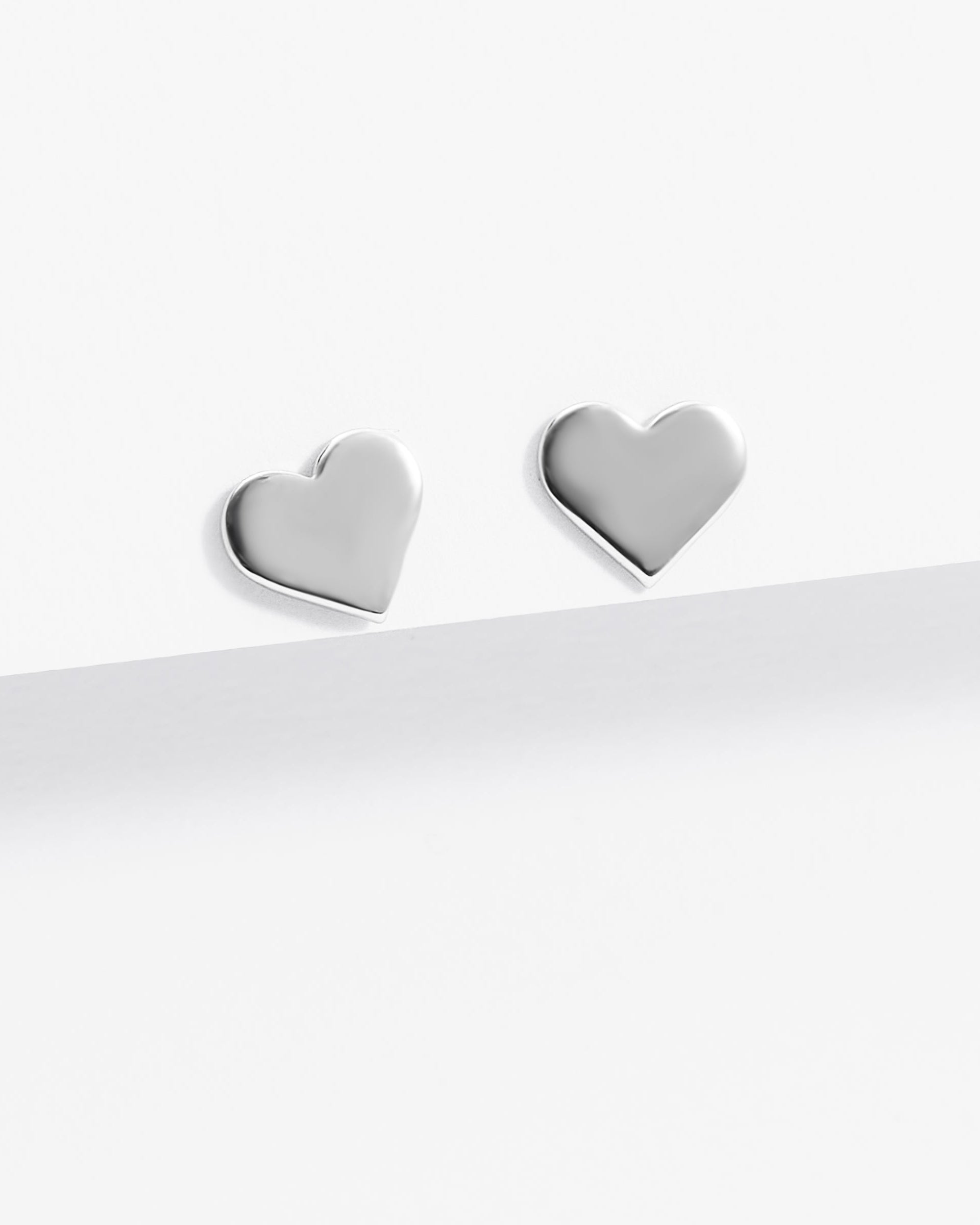 Sterling Silver Plain Heart Disc Stud Earrings 7mm