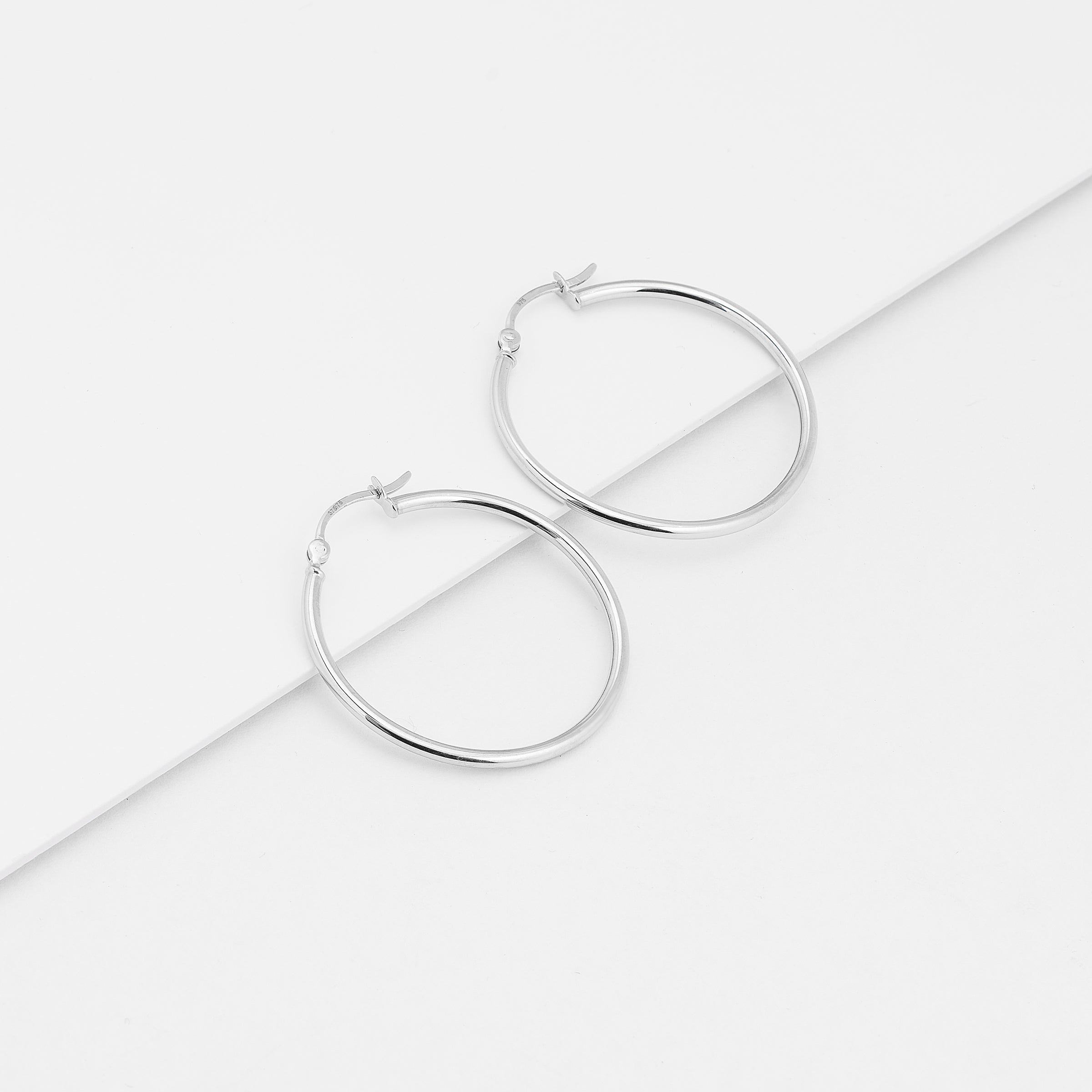 9K White Gold Polished Round Hoop Earrings 25mm