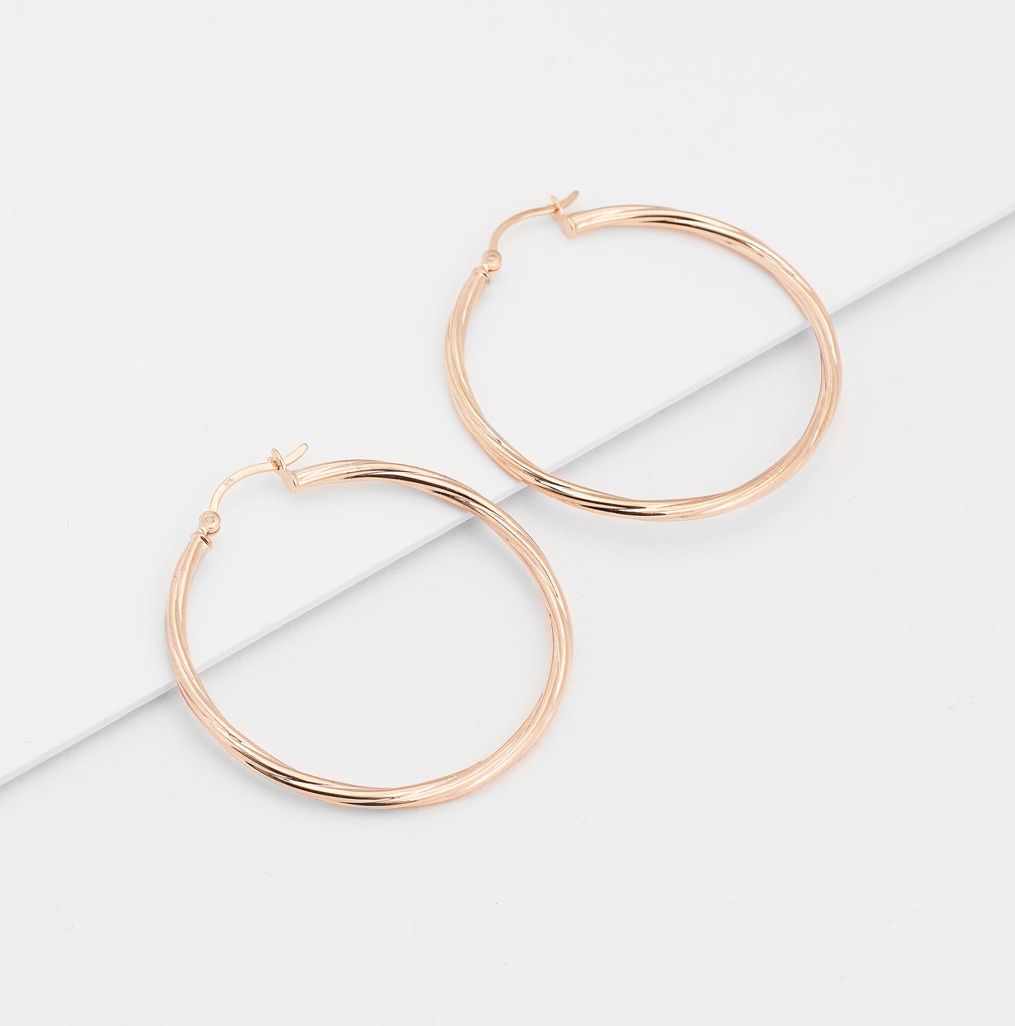 9K Rose Gold Round Lined Hoop Earrings 35mm.