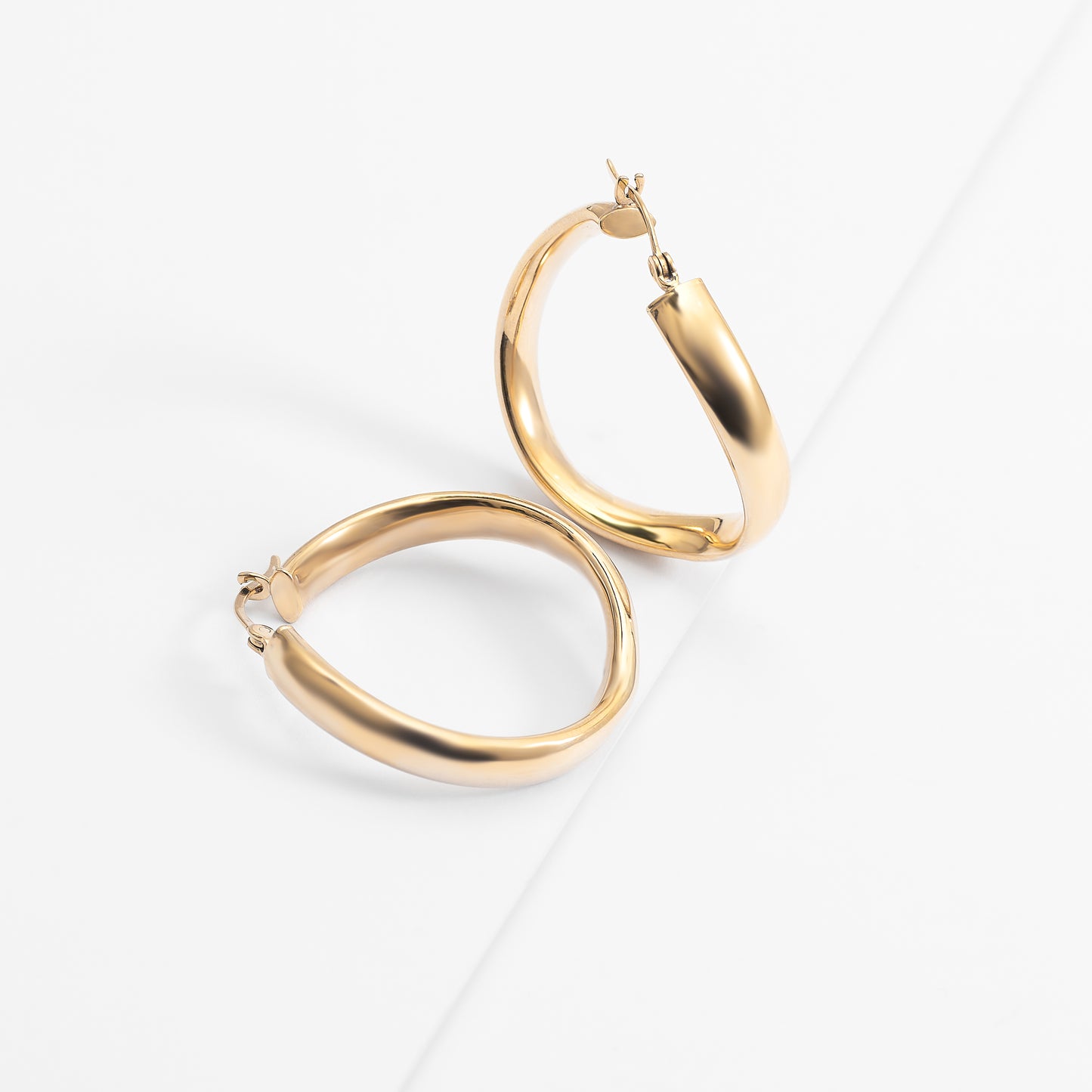 9k Yellow Gold Round Wave Hoop Earrings 25mm