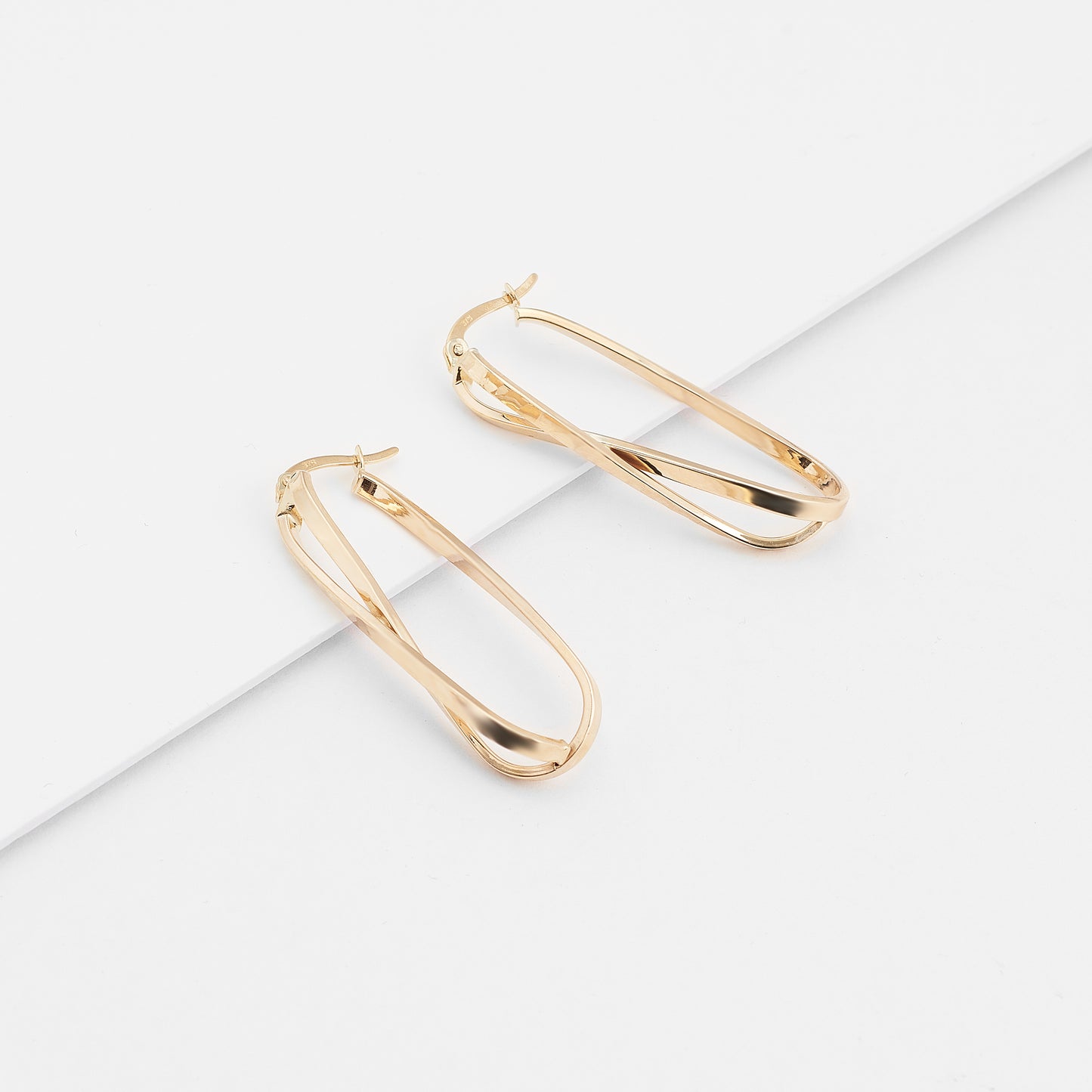 9K Yellow Gold Long Oval Crossover Hoop Earrings 35mm