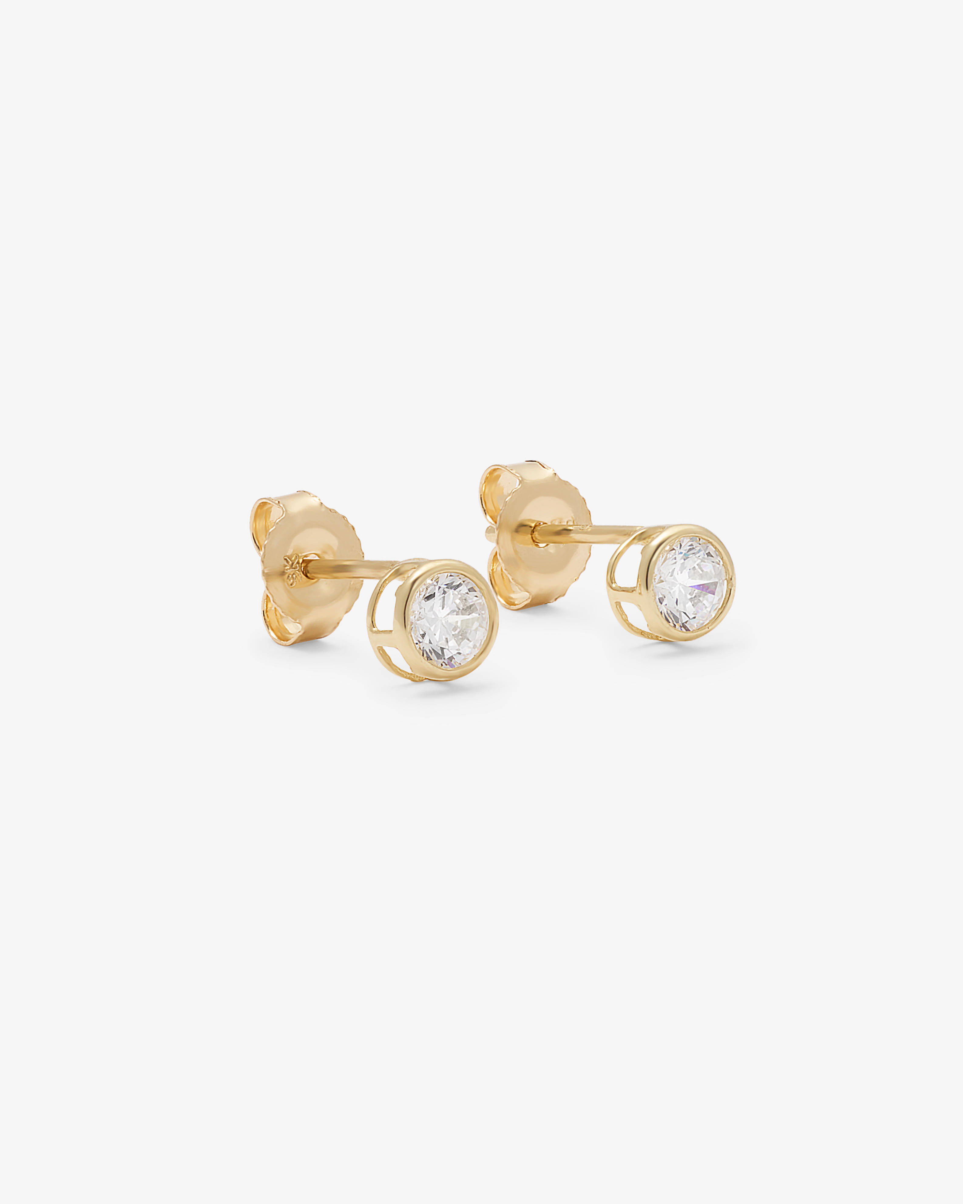 9K Yellow Gold Round Zirconia Bezel Set Stud Earrings 5mm