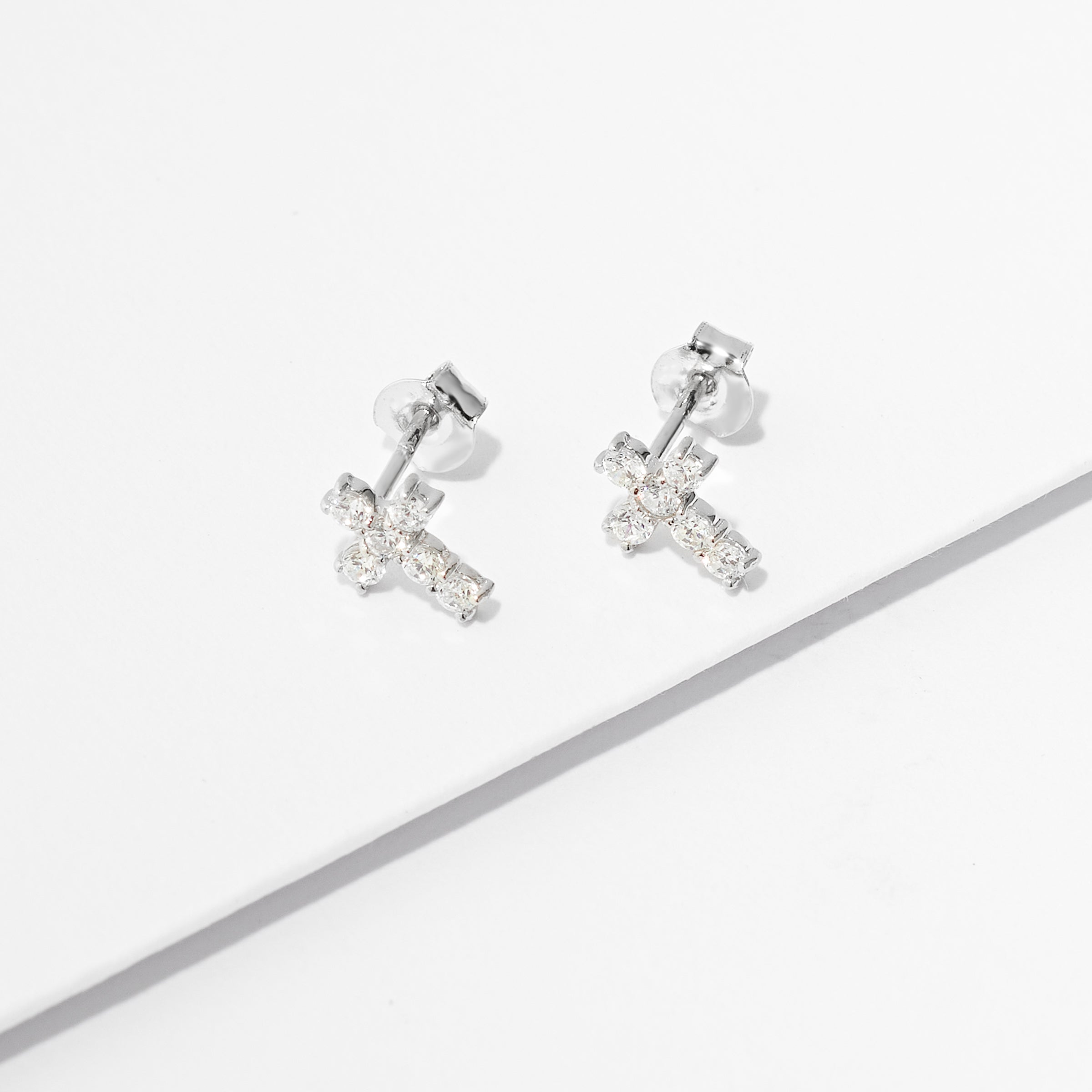 9K White Gold Zirconia Cross Stud Earrings