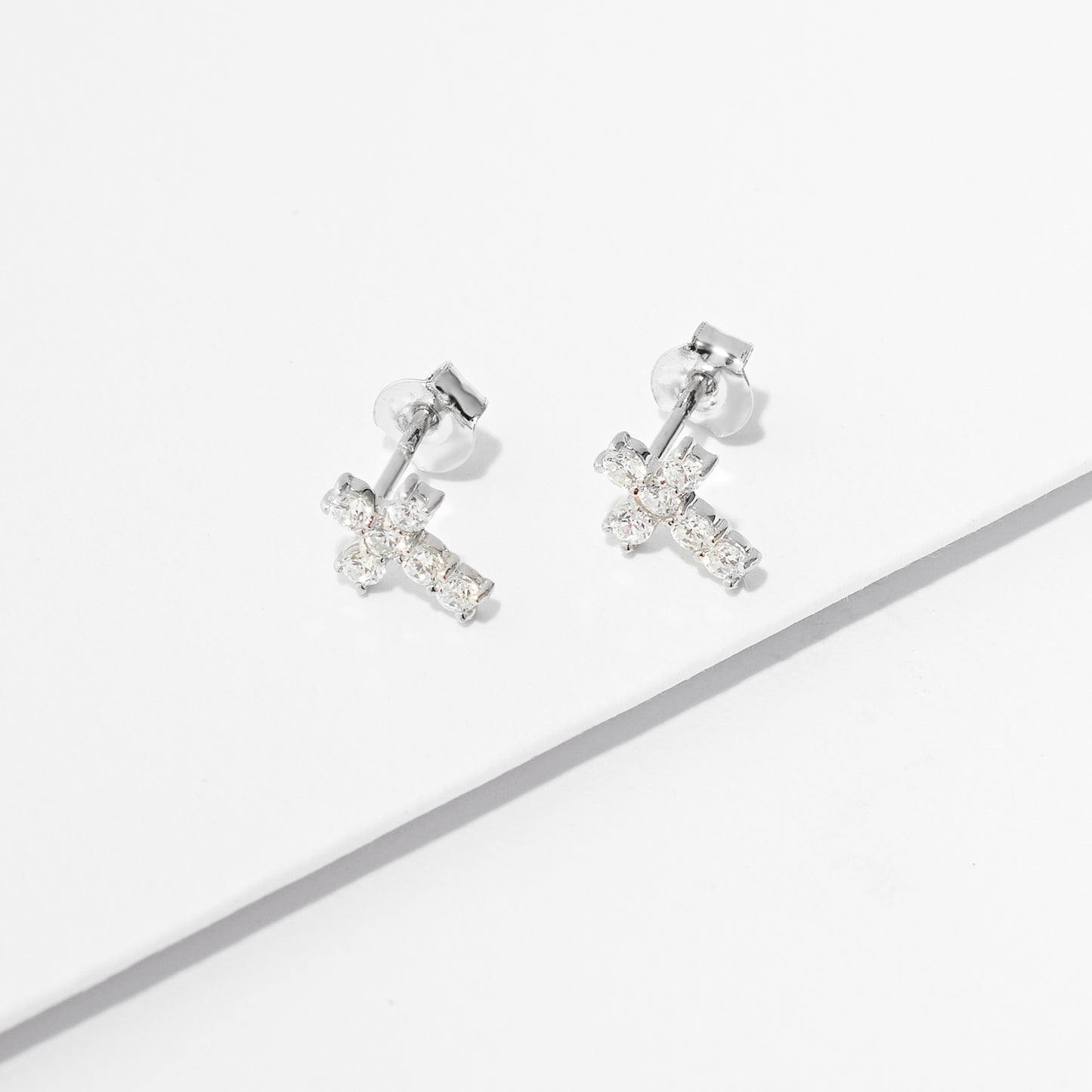 9K White Gold Zirconia Cross Stud Earrings