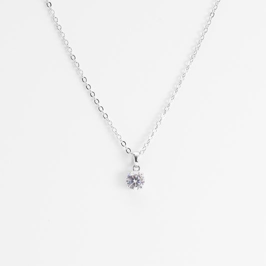 9K White Gold Zirconia Solitaire Pendant 6mm