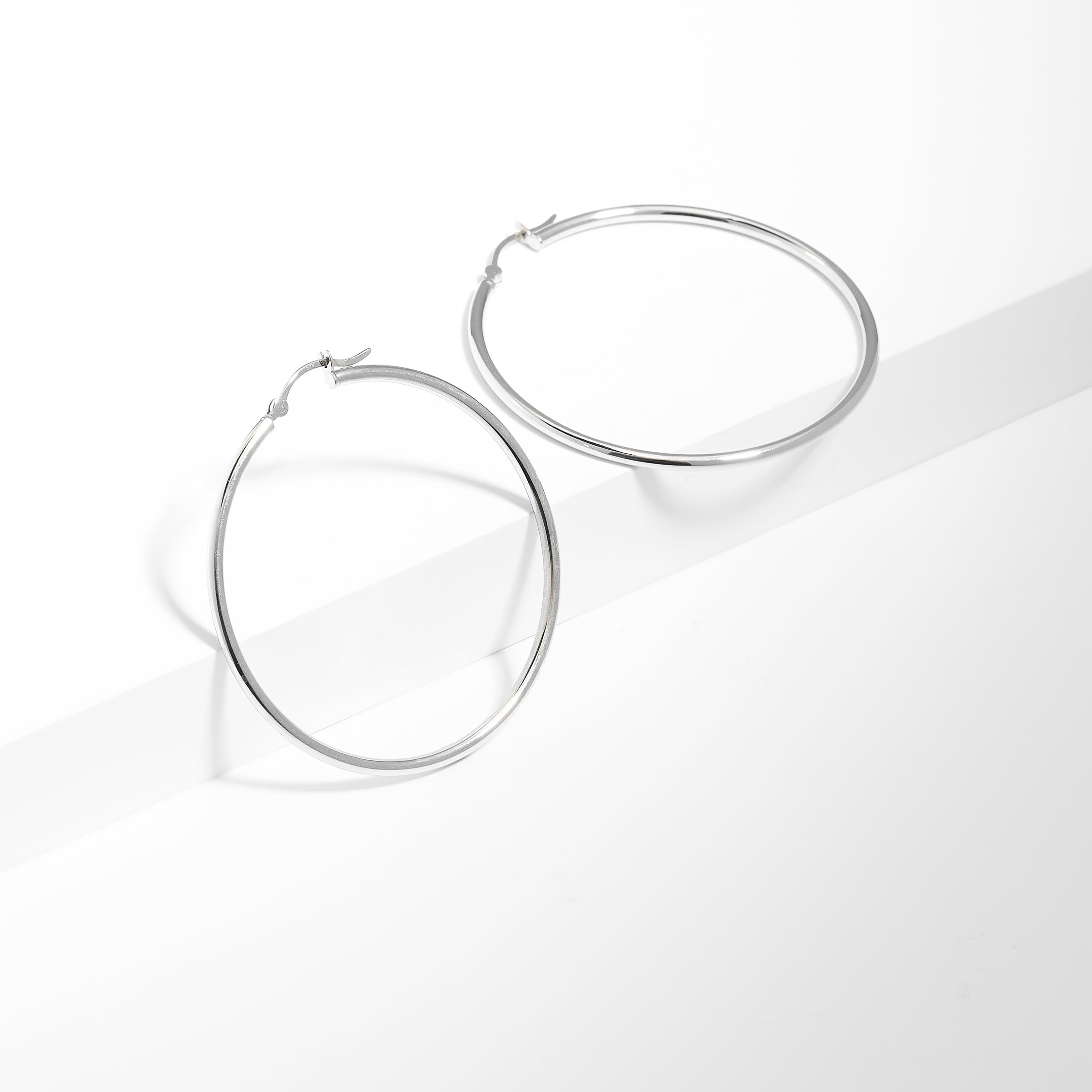 9K White Gold Round Plain Hoop Earrings 40mm.
