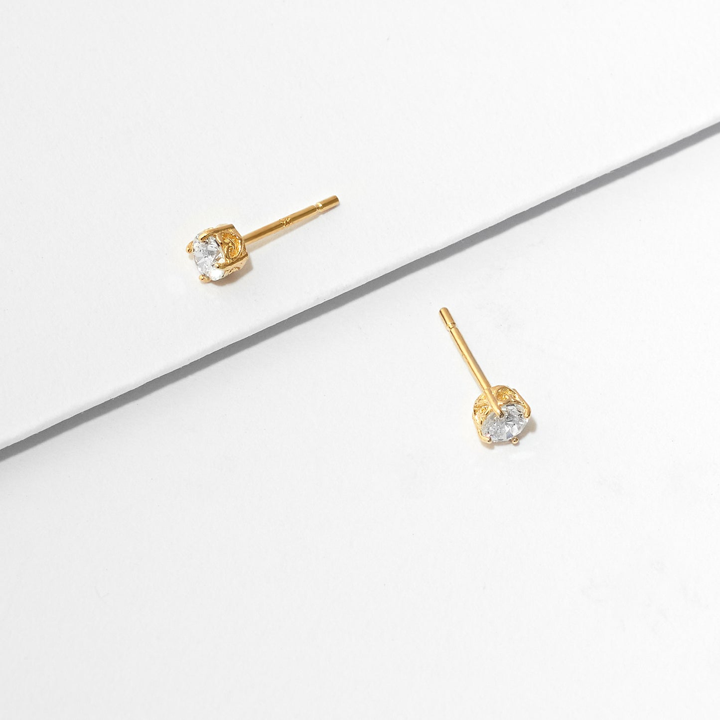 9k Yellow Gold Zirconia Stud Earrings 3.5mm