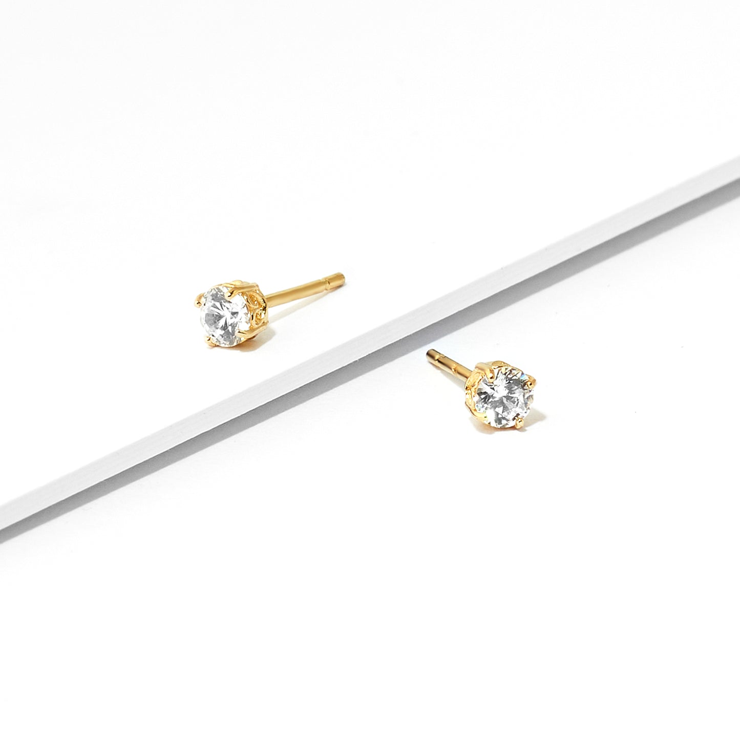 9k Yellow Gold Zirconia Stud Earrings 3.5mm