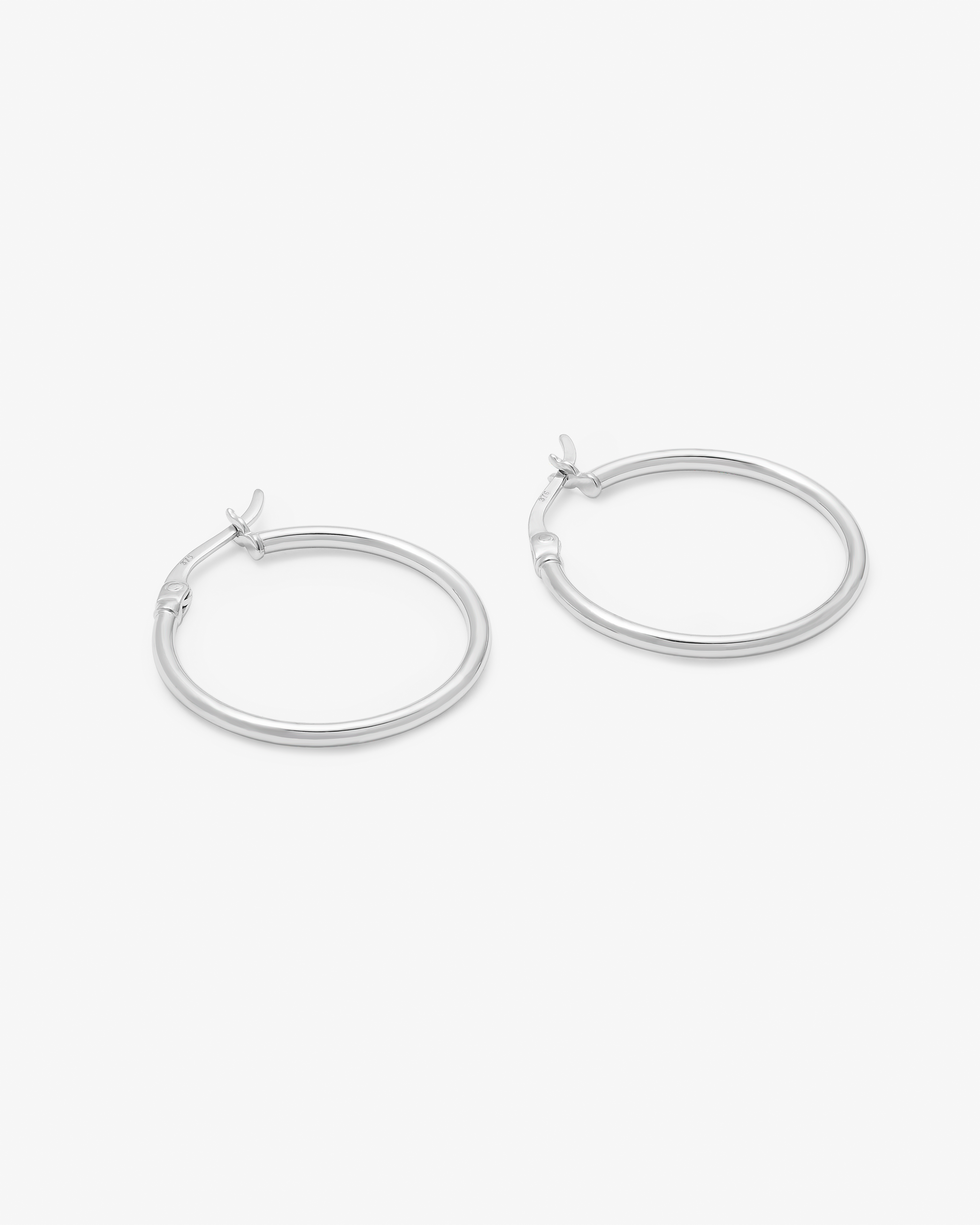 9K White Gold Round Hoop Earrings
