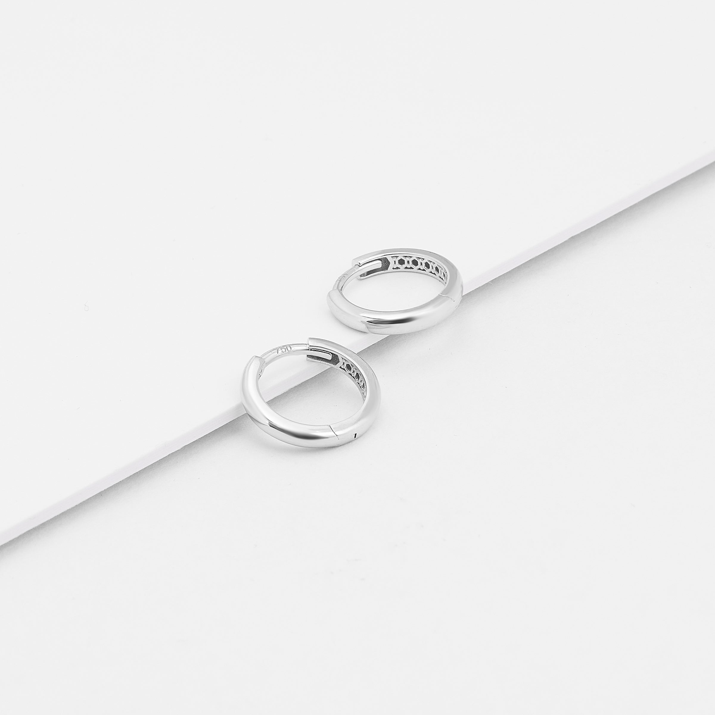 18K White Gold Plain Domed Huggie Earrings 10mm