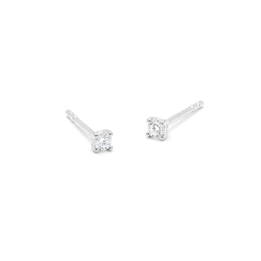 9K White Gold Round Brilliant Diamond Solitaire Stud Earrings 0.10tdw