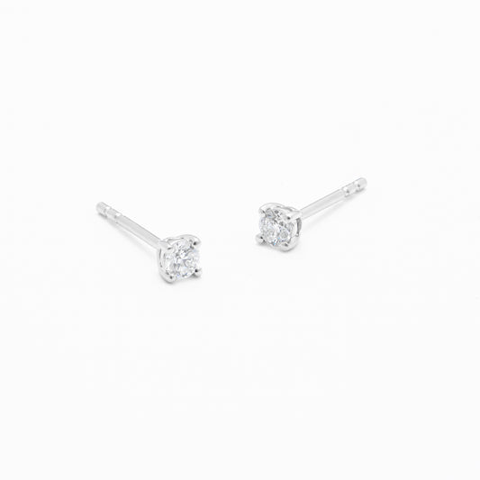 9K White Gold Round Brilliant Diamond Solitaire Stud Earrings 0.20tdw