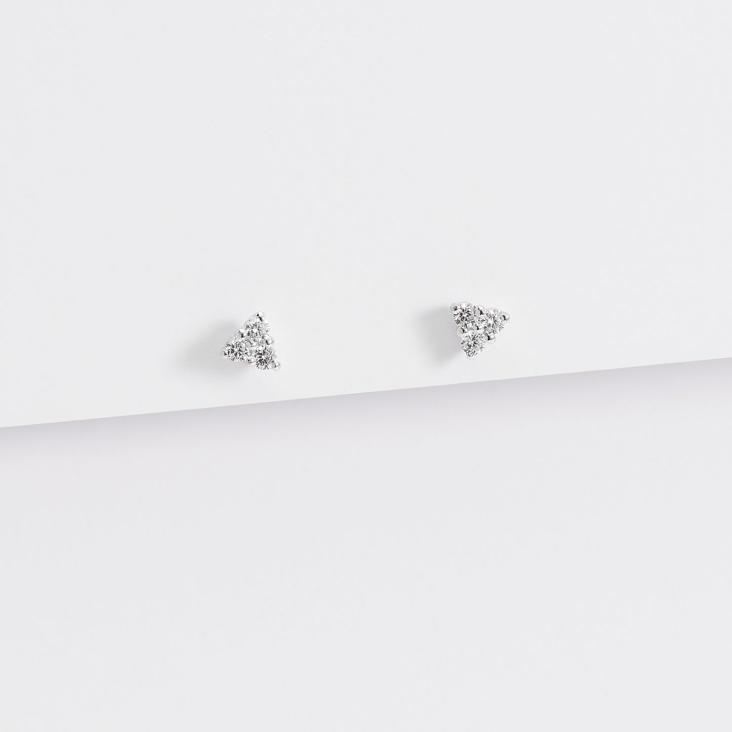 Sterling Silver Zirconia Triangle Stud Earrings 3x1.75mm