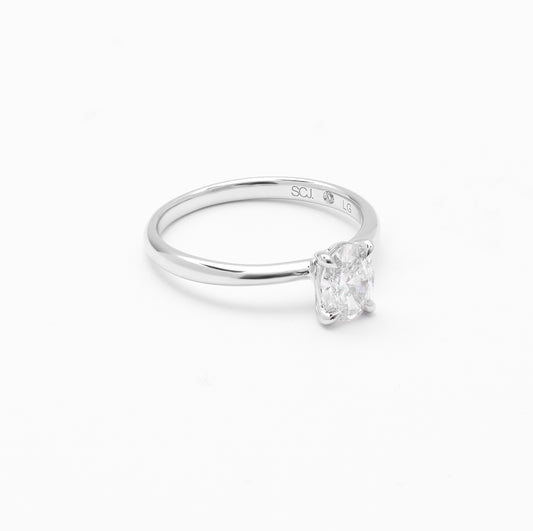 18K White Gold Oval Lab Diamond Solitaire Engagement Ring 0.75ct G/VS