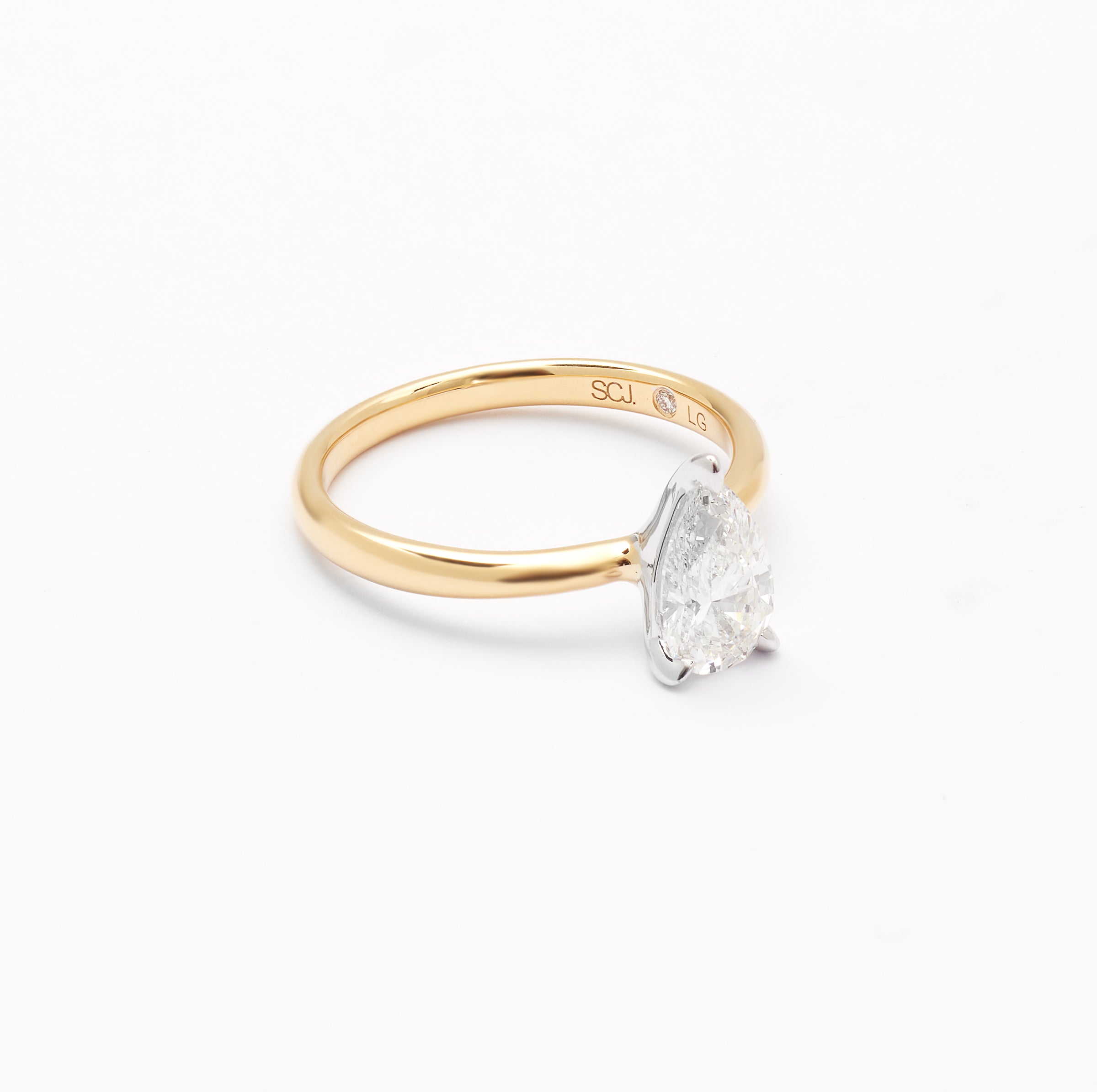 18K Yellow And White Gold Pear Lab Diamond Solitaire Engagement Ring 1.0ct