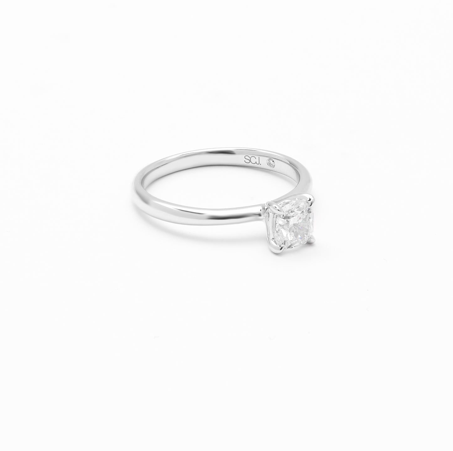 18K White Gold Cushion Diamond Solitaire Engagement Ring 0.75ct