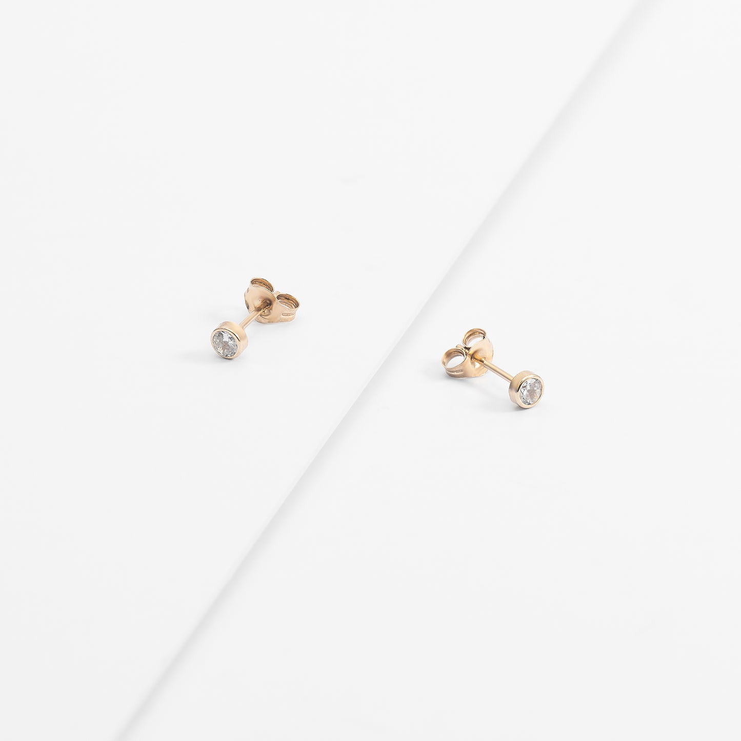 9K Yellow Gold Zirconia Bezel Stud Earrings