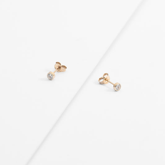 9K Yellow Gold Zirconia Bezel Stud Earrings