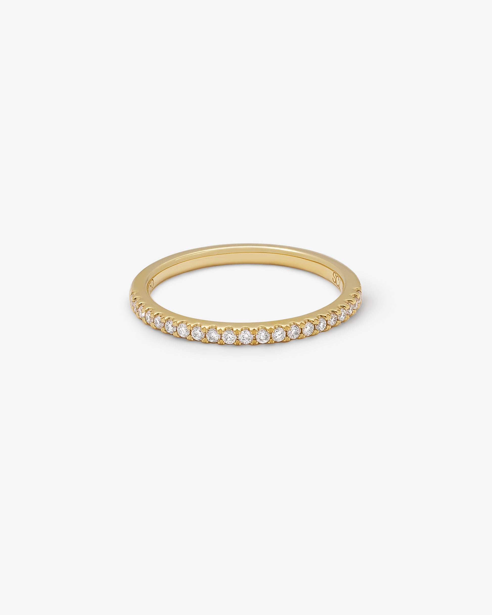 18y 0.16tdw diamond fine claw set wedder/eternity ring sz O