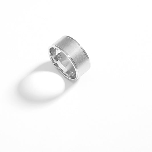 9K White Gold Matte Finish Centre and Polished Edge Band Ring 10mm